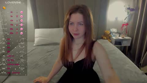 Snapshot of mika_bloom chatting on March 2026 01:52:02 AM Mika online show from March 2026 01:52:02 AM