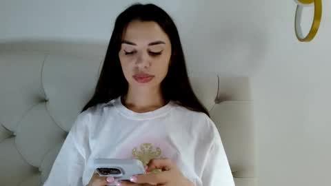 Snapshot of mika_gold7 chatting on June 2026 09:07:02 PM Mika online show from June 2026 09:07:02 PM