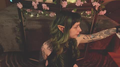 mika_moon_ online show from February 2025 02:55:02 PM