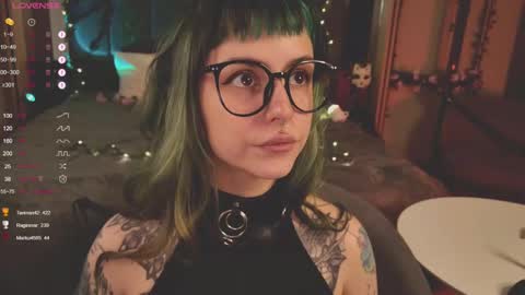 mika_moon_ online show from February 2025 06:00:01 PM