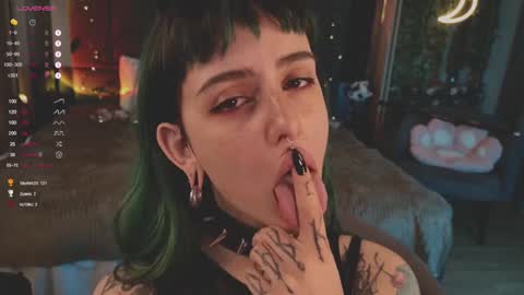 mika_moon_ online show from March 2025 03:13:02 PM