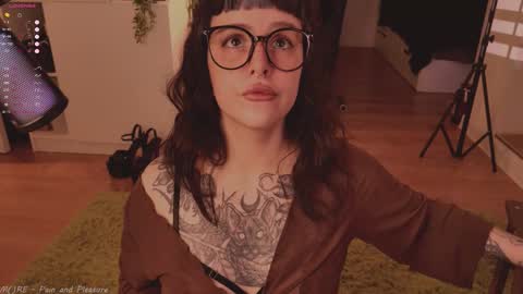 mika_moon_ online show from September 2025 06:57:02 PM