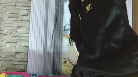 Snapshot of mikaela303av chatting on November 2025 03:34:01 AM mikaela303av online show from November 2025 03:34:01 AM