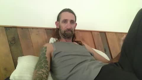 Snapshot of mikal702912 chatting on April 2026 05:19:02 AM mikal702912 online show from April 2026 05:19:02 AM