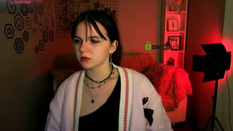 Mika online show from November 2025 02:28:01 PM