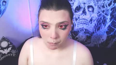 Snapshot of mikaskullcs chatting on March 2026 10:46:01 PM Mika online show from March 2026 10:46:01 PM