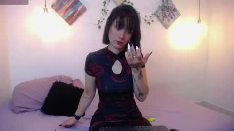 Snapshot of mikaza_akerman chatting on April 2026 12:43:01 PM mikaza online show from April 2026 12:43:01 PM
