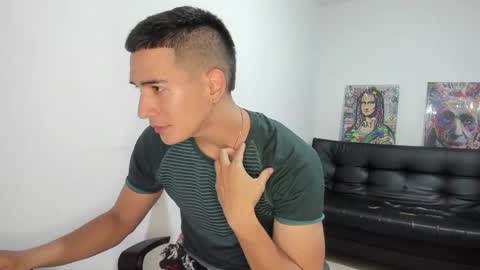 mike3xxx online show from September 2025 12:21:02 AM