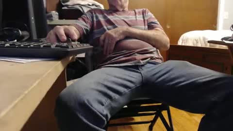 mike694fun online show from December 2025 11:57:02 PM