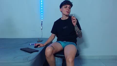 Mike IMDEPENDIENT MODEL online show from October 2025 04:46:02 AM