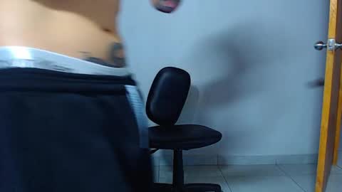 Mike IMDEPENDIENT MODEL online show from April 2026 02:14:01 AM