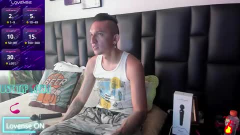 Snapshot of mike_bennet chatting on March 2026 10:16:01 PM Mike Bennet Make me Cum Please online show from March 2026 10:16:01 PM