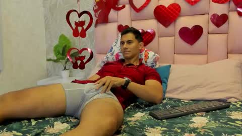 Snapshot of mike_conors chatting on February 2026 01:57:02 AM Mike online show from February 2026 01:57:02 AM