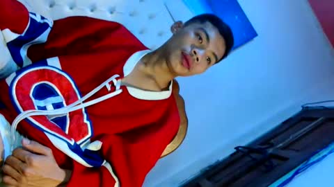 Snapshot of mike_cummer chatting on March 2026 07:36:02 PM Chan Chan online show from March 2026 07:36:02 PM