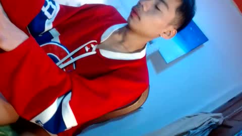 Snapshot of mike_cummer chatting on April 2026 10:18:01 PM Chan Chan online show from April 2026 10:18:01 PM