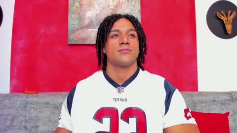 Snapshot of mike_estevess chatting on December 2024 09:56:02 AM   online show from December 2024 09:56:02 AM