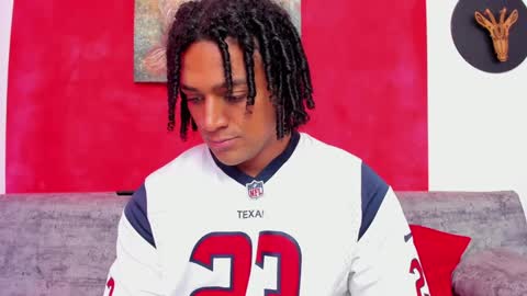 Snapshot of mike_estevess chatting on December 2024 01:00:02 PM   online show from December 2024 01:00:02 PM