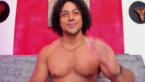 Snapshot of mike_estevess chatting on December 2024 02:02:01 PM   online show from December 2024 02:02:01 PM