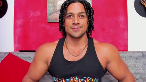 Snapshot of mike_estevess chatting on December 2024 08:28:01 AM   online show from December 2024 08:28:01 AM