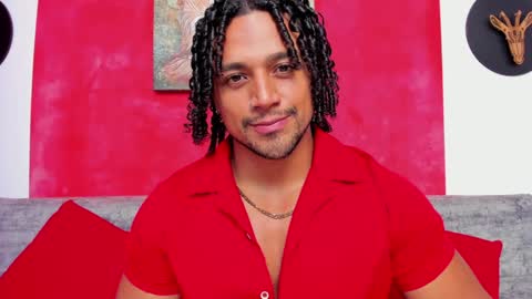 Snapshot of mike_estevess chatting on December 2024 10:36:02 AM   online show from December 2024 10:36:02 AM