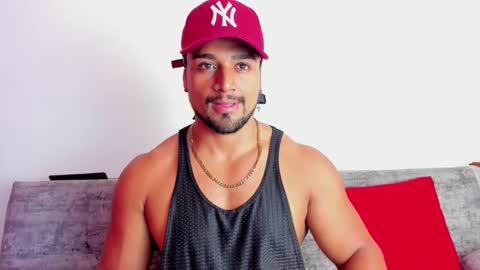 Snapshot of mike_estevess chatting on February 2025 11:04:01 AM   online show from February 2025 11:04:01 AM