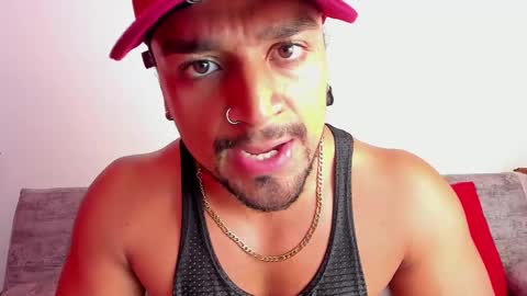 Snapshot of mike_estevess chatting on February 2025 02:07:01 PM   online show from February 2025 02:07:01 PM