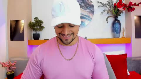 Snapshot of mike_estevess chatting on February 2025 10:31:01 PM   online show from February 2025 10:31:01 PM