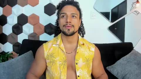 Snapshot of mike_estevess chatting on March 2025 06:58:02 PM   online show from March 2025 06:58:02 PM