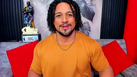 Snapshot of mike_estevess chatting on March 2026 11:35:01 AM online show from March 2026 11:35:01 AM