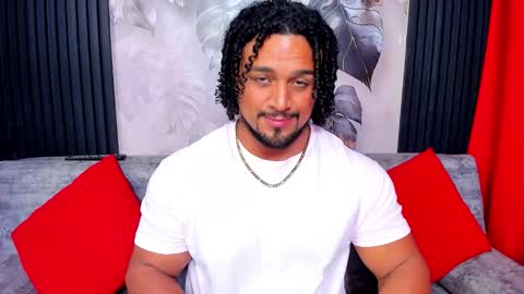 Snapshot of mike_estevess chatting on March 2026 09:51:01 PM online show from March 2026 09:51:01 PM