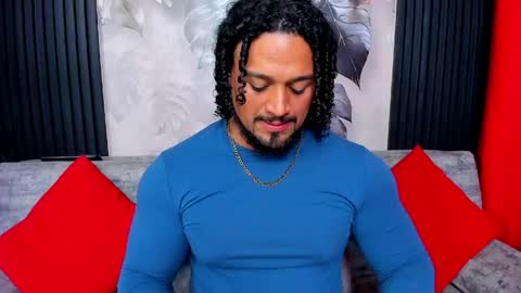 Snapshot of mike_estevess chatting on April 2026 09:49:01 AM online show from April 2026 09:49:01 AM