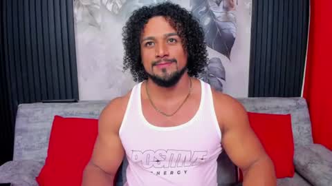 Snapshot of mike_estevess chatting on July 2026 12:39:01 AM online show from July 2026 12:39:01 AM