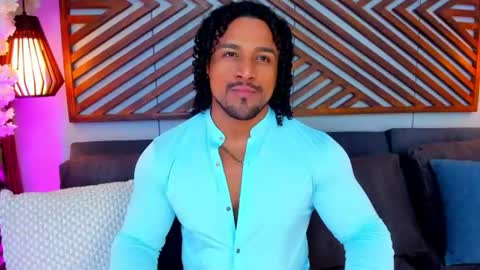 Snapshot of mike_estevess chatting on July 2026 07:01:02 AM online show from July 2026 07:01:02 AM