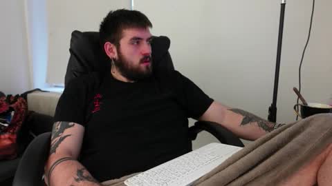 Snapshot of mike_platano chatting on October 2025 05:19:02 AM MIKE PLATANO online show from October 2025 05:19:02 AM