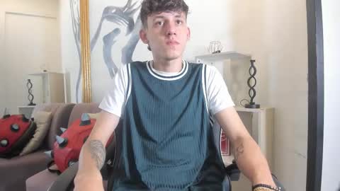 Snapshot of mikebenefleck_1 chatting on February 2026 12:05:02 PM Mike Beneflexk online show from February 2026 12:05:02 PM