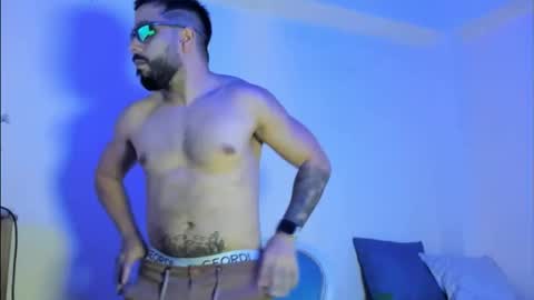 mikeblaree online show from February 2025 08:05:01 PM