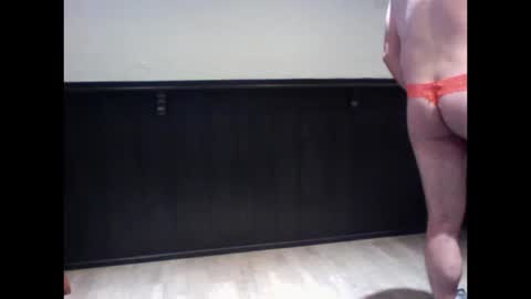 Snapshot of mikedriner21 chatting on October 2025 04:40:01 PM mikedriner online show from October 2025 04:40:01 PM