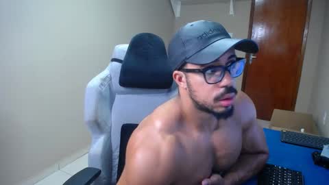 mikehotk online show from December 2024 04:48:02 AM