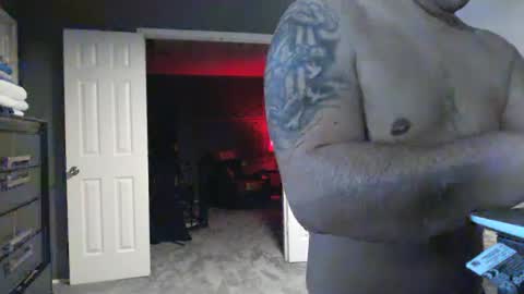 mikehtxxx1219 online show from January 2025 12:47:01 AM