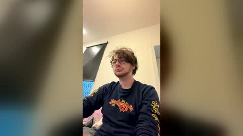 mikehunt897 online show from July 2026 06:43:02 PM