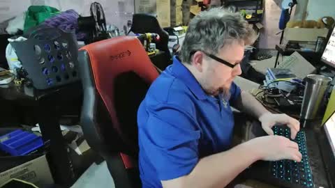 Snapshot of mikejws chatting on January 2025 07:15:01 PM mikejws online show from January 2025 07:15:01 PM