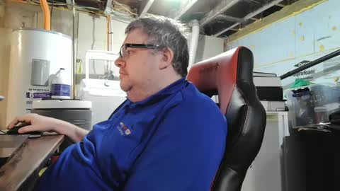 Snapshot of mikejws chatting on September 2025 04:50:01 PM mikejws online show from September 2025 04:50:01 PM