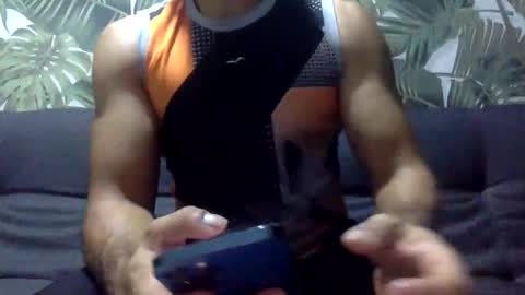 Snapshot of mikeleto12 chatting on June 2026 04:06:01 AM mikeleto12 online show from June 2026 04:06:01 AM