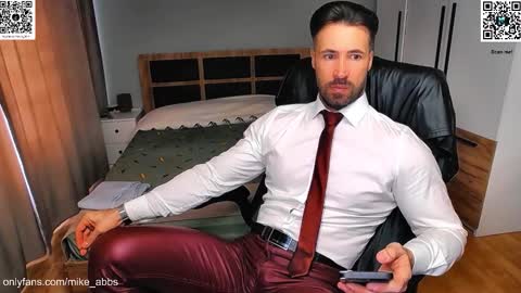 Snapshot of mikestrip chatting on March 2026 12:50:02 PM Mike online show from March 2026 12:50:02 PM