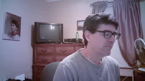 Snapshot of mikewulds chatting on March 2026 02:39:01 AM Mike online show from March 2026 02:39:01 AM