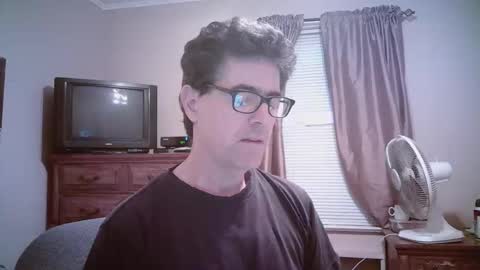 Snapshot of mikewulds chatting on March 2026 11:27:02 PM Mike online show from March 2026 11:27:02 PM