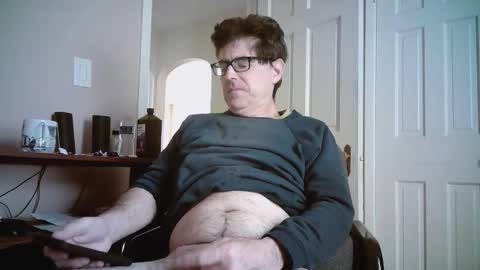 Snapshot of mikewulds chatting on April 2026 01:15:02 PM Mike online show from April 2026 01:15:02 PM