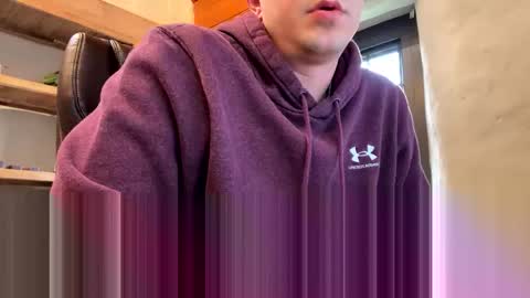 Snapshot of mikeydubs10 chatting on April 2026 07:15:01 PM mikeydubs10 online show from April 2026 07:15:01 PM