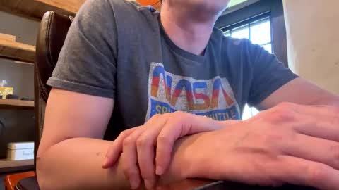 Snapshot of mikeydubs10 chatting on April 2026 05:35:02 PM mikeydubs10 online show from April 2026 05:35:02 PM