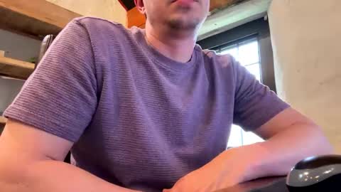 Snapshot of mikeydubs10 chatting on April 2026 06:46:01 PM mikeydubs10 online show from April 2026 06:46:01 PM